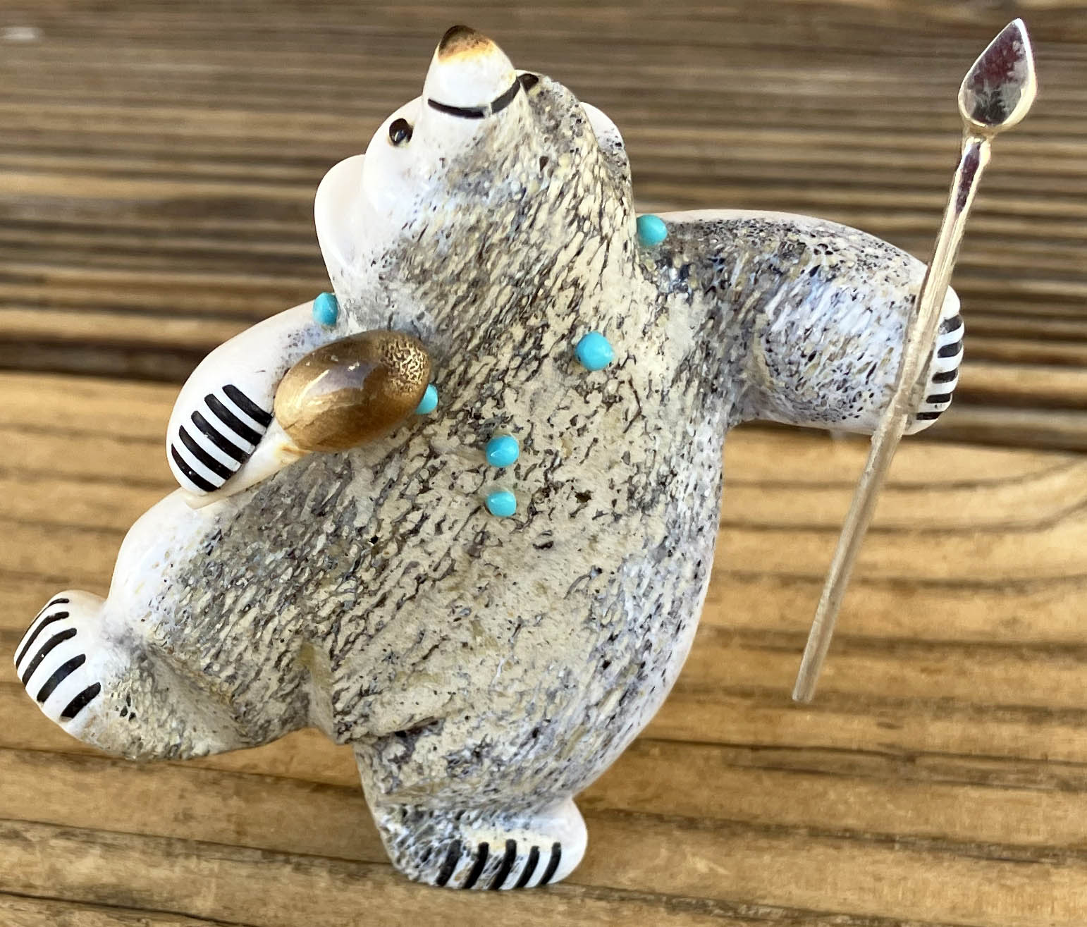 Claudia Peina | Zuni Dancing Bear Fetish | Penfield Gallery of Indian Arts | Albuquerue, New Mexico